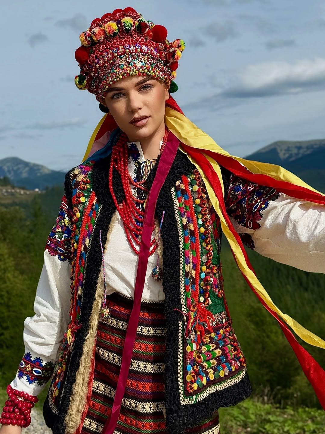 Як українські зірки готуються до Великодня: традиції, улюблені страви і теплі спогади